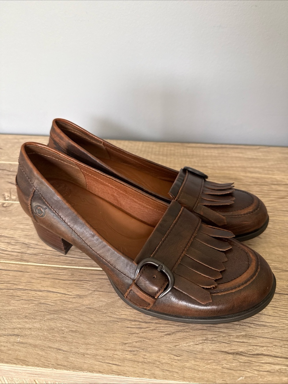 Born Lissette Flats Kiltie Fringe Leather Penny Loafers Cognac Brown Y2K sz 9